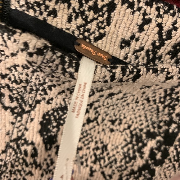 Free people snakeskin skirt - Picture 3 of 3